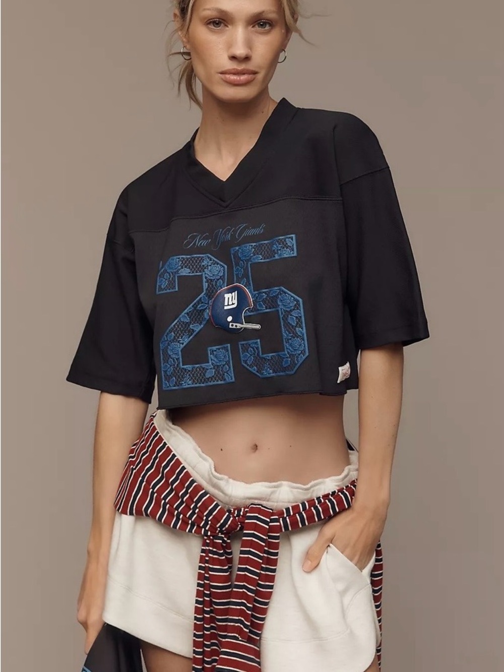 Mitchell & Ness Black Cropped Jersey with Blue New York Giants Graphics
